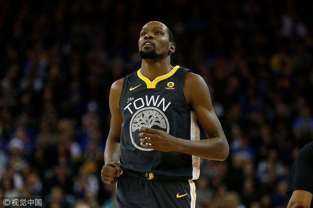 三分压哨绝杀！勇士险胜快船 库里9分哈登13分