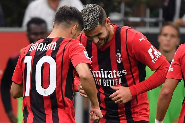 三巨头合砍85分字母哥空砍34+10 太阳力克雄鹿