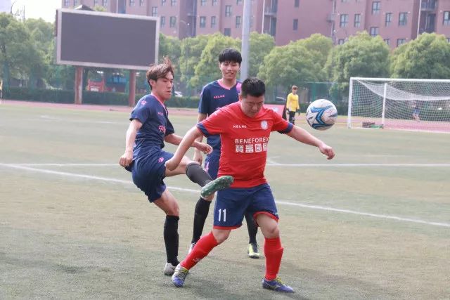 东欧72分独行侠4-1淘汰森林狼 东契奇西决MVP