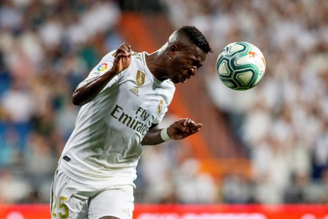 北京德比北控逆转首钢 张帆24分翟晓川20+10