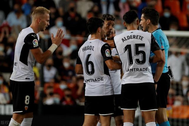 山东男篮签约美籍外教 孙桐林郭凯等4人加盟